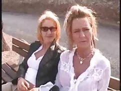 Bionda cameriera ana ...